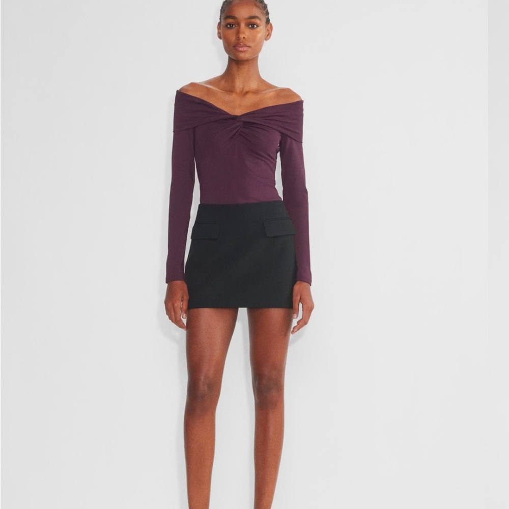 Aritzia Countour Twist Off Shoulder Long Sleeve